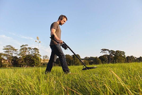 C.Scope 4MXi with 8” x 11” DD search coil